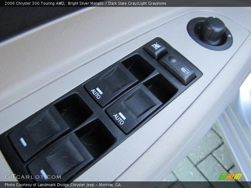 Controls of 2006 300 Touring AWD