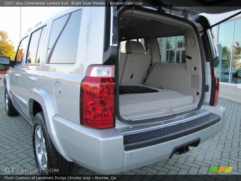 Bright Silver Metallic / Medium Slate Gray 2007 Jeep Commander Limited 4x4