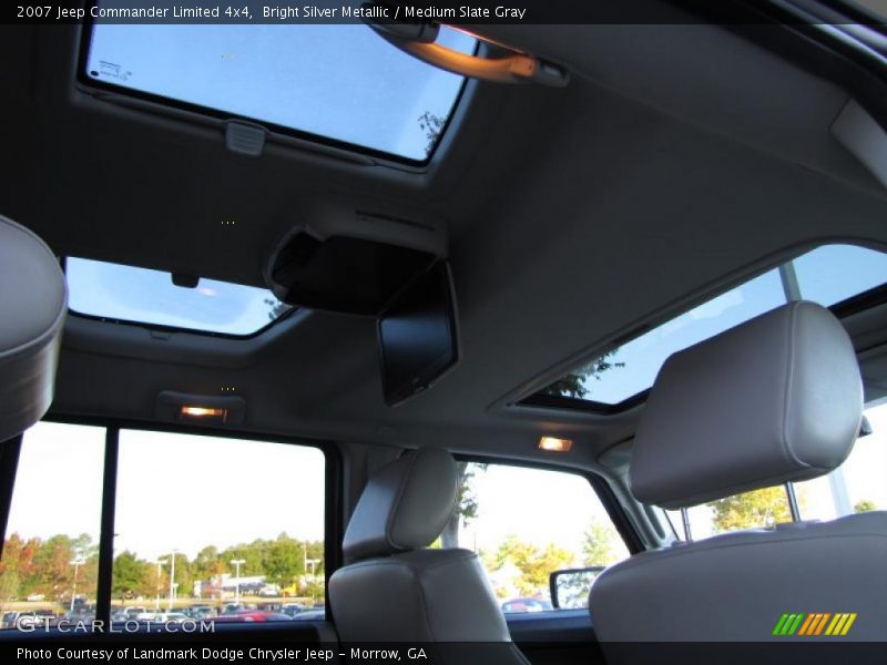 Bright Silver Metallic / Medium Slate Gray 2007 Jeep Commander Limited 4x4