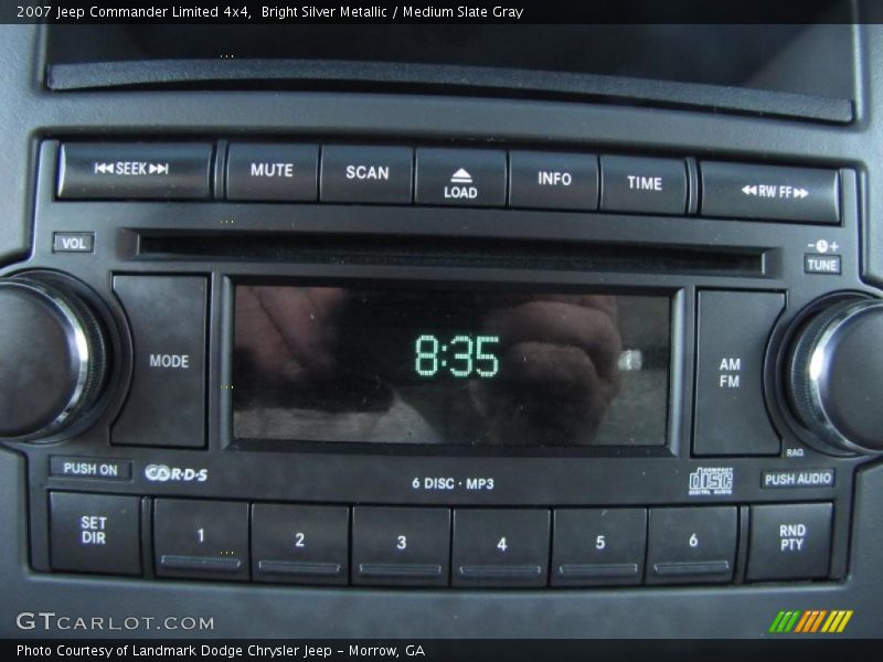 Bright Silver Metallic / Medium Slate Gray 2007 Jeep Commander Limited 4x4