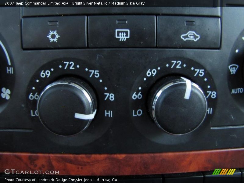 Bright Silver Metallic / Medium Slate Gray 2007 Jeep Commander Limited 4x4