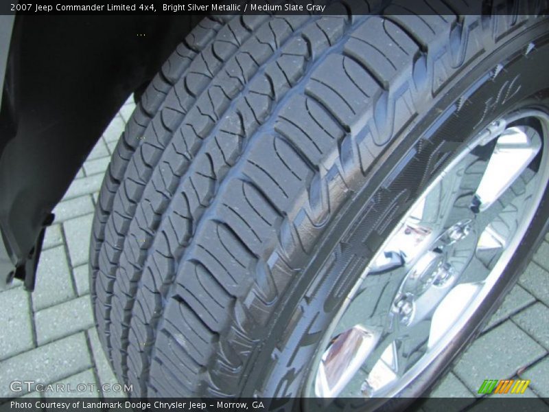 Bright Silver Metallic / Medium Slate Gray 2007 Jeep Commander Limited 4x4