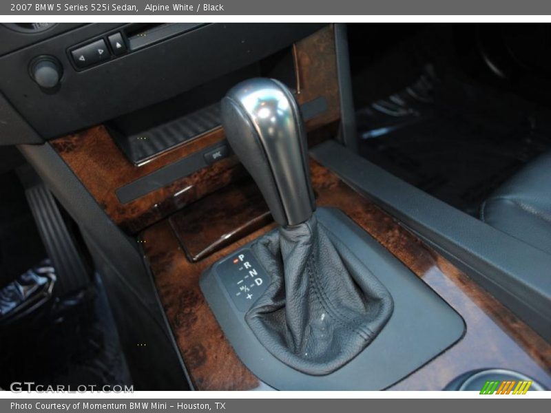 Alpine White / Black 2007 BMW 5 Series 525i Sedan