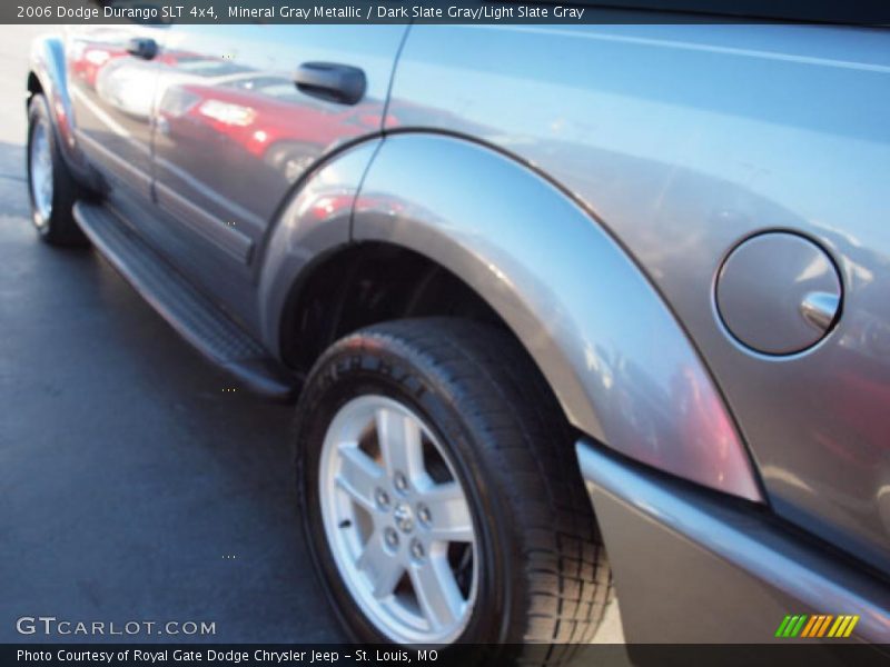 Mineral Gray Metallic / Dark Slate Gray/Light Slate Gray 2006 Dodge Durango SLT 4x4