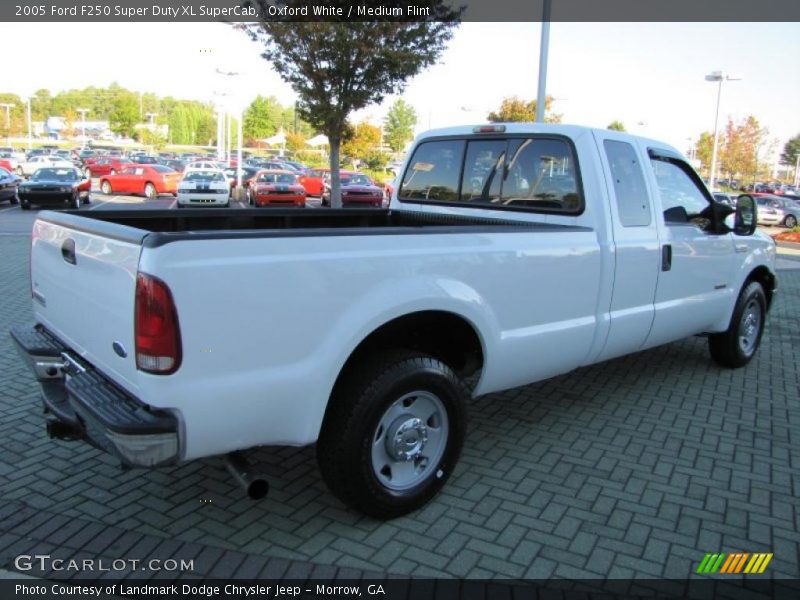Oxford White / Medium Flint 2005 Ford F250 Super Duty XL SuperCab