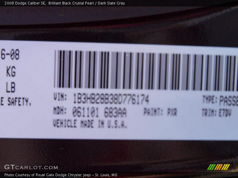 Brilliant Black Crystal Pearl / Dark Slate Gray 2008 Dodge Caliber SE