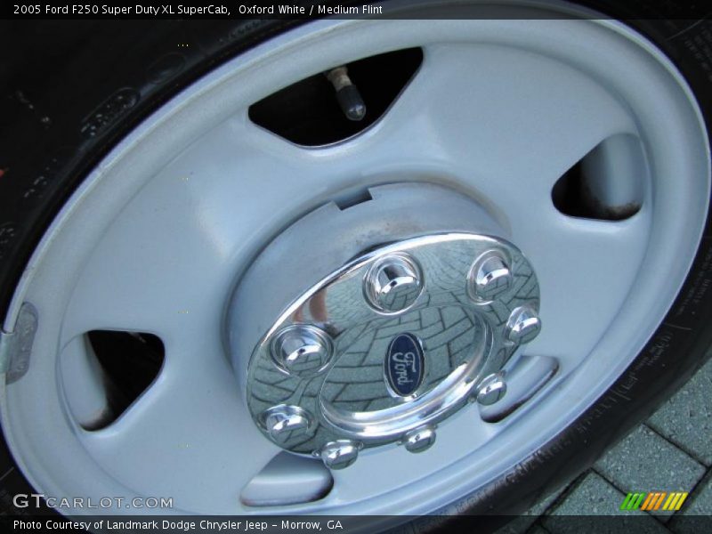 Oxford White / Medium Flint 2005 Ford F250 Super Duty XL SuperCab