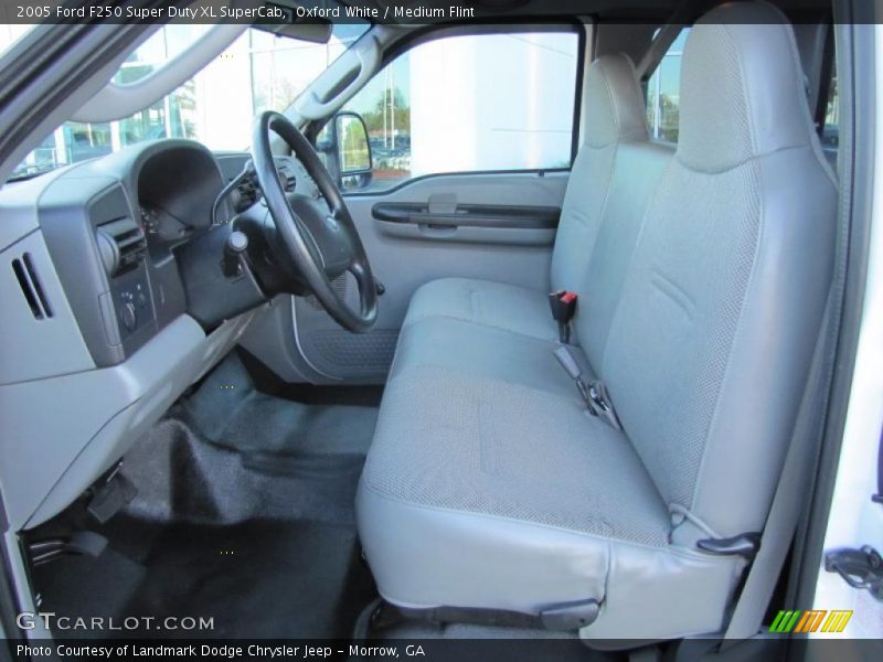  2005 F250 Super Duty XL SuperCab Medium Flint Interior