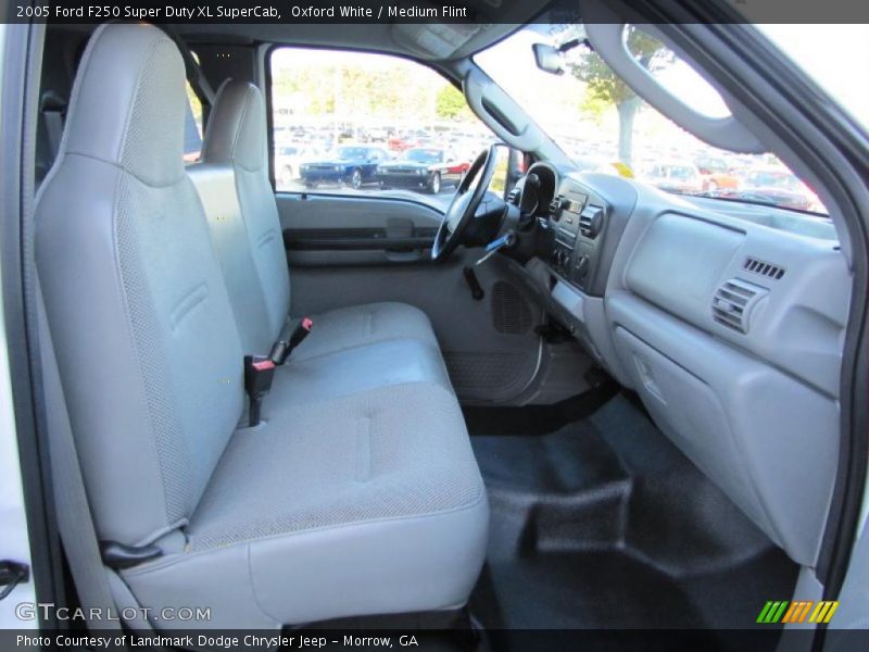  2005 F250 Super Duty XL SuperCab Medium Flint Interior