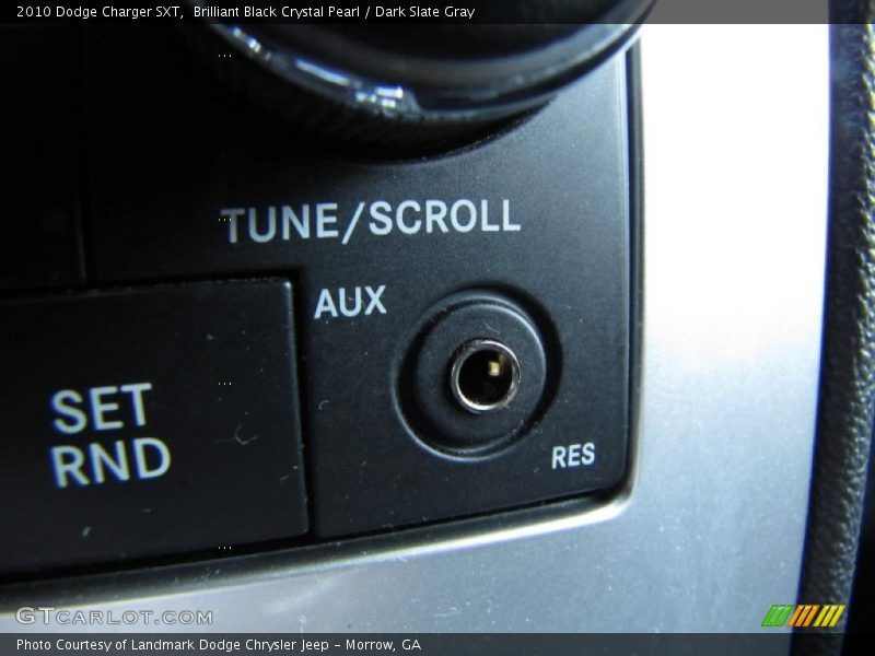 Brilliant Black Crystal Pearl / Dark Slate Gray 2010 Dodge Charger SXT