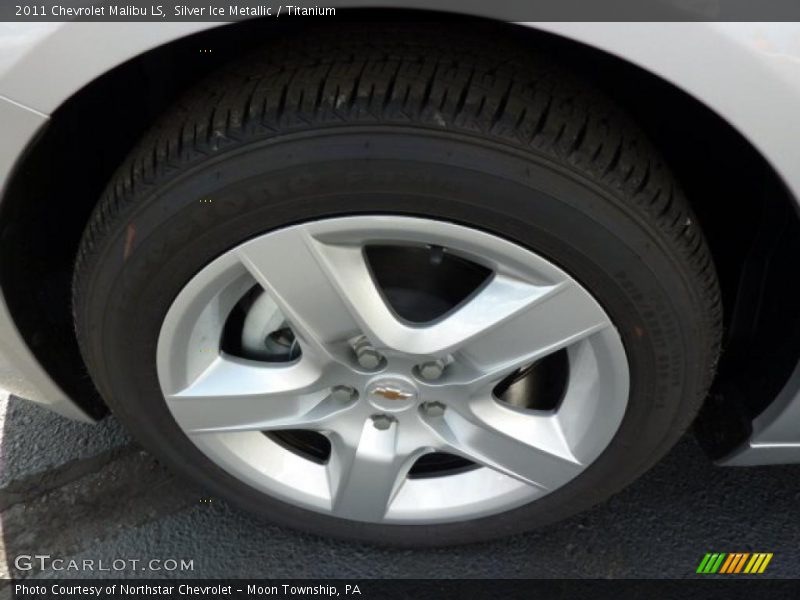 Silver Ice Metallic / Titanium 2011 Chevrolet Malibu LS