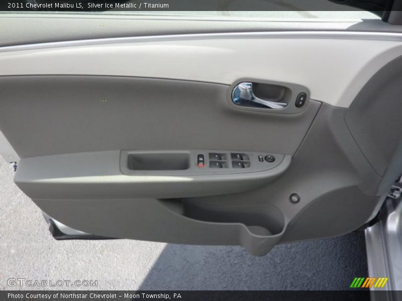 Silver Ice Metallic / Titanium 2011 Chevrolet Malibu LS