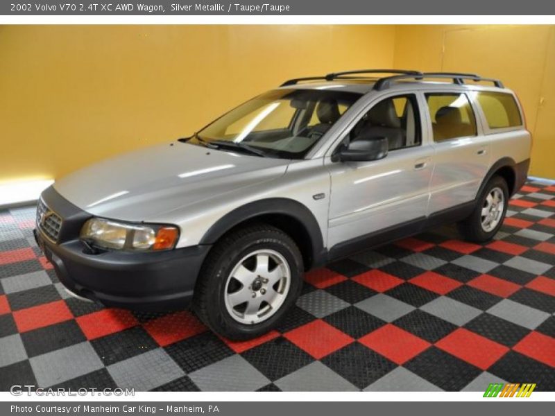 Silver Metallic / Taupe/Taupe 2002 Volvo V70 2.4T XC AWD Wagon