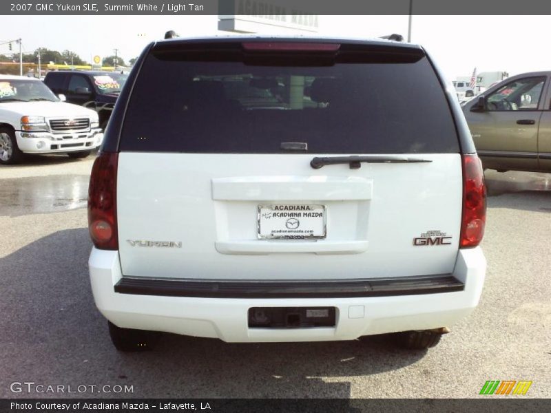 Summit White / Light Tan 2007 GMC Yukon SLE