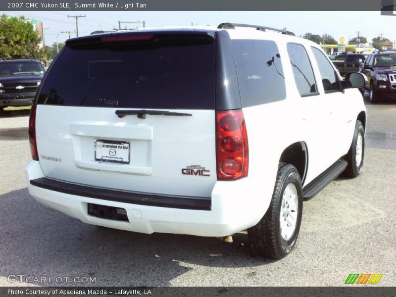 Summit White / Light Tan 2007 GMC Yukon SLE