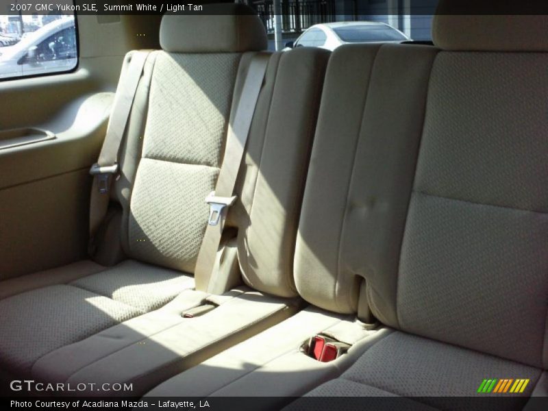 Summit White / Light Tan 2007 GMC Yukon SLE