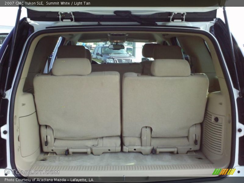 Summit White / Light Tan 2007 GMC Yukon SLE