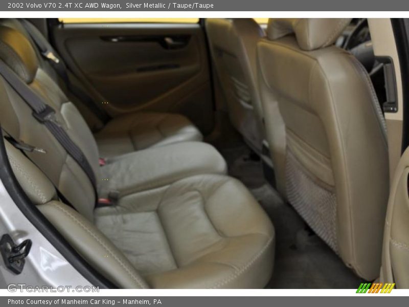 Silver Metallic / Taupe/Taupe 2002 Volvo V70 2.4T XC AWD Wagon