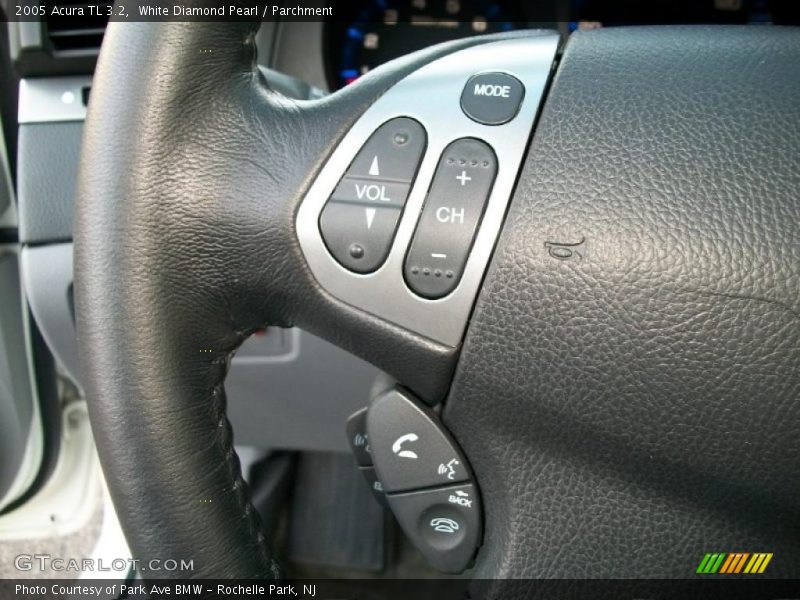 White Diamond Pearl / Parchment 2005 Acura TL 3.2