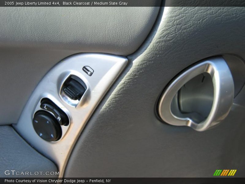 Black Clearcoat / Medium Slate Gray 2005 Jeep Liberty Limited 4x4