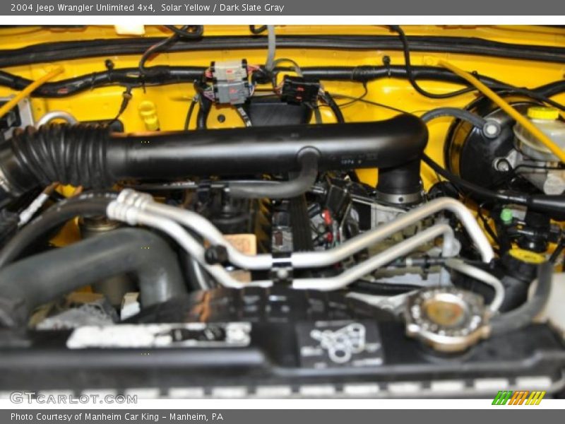 Solar Yellow / Dark Slate Gray 2004 Jeep Wrangler Unlimited 4x4