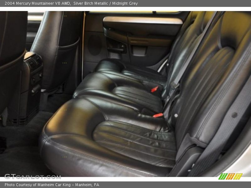 Silver Birch Metallic / Midnight Grey 2004 Mercury Mountaineer V8 AWD