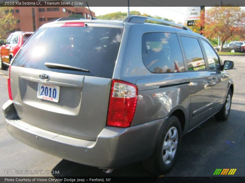 Titanium Silver / Gray 2010 Kia Sedona LX