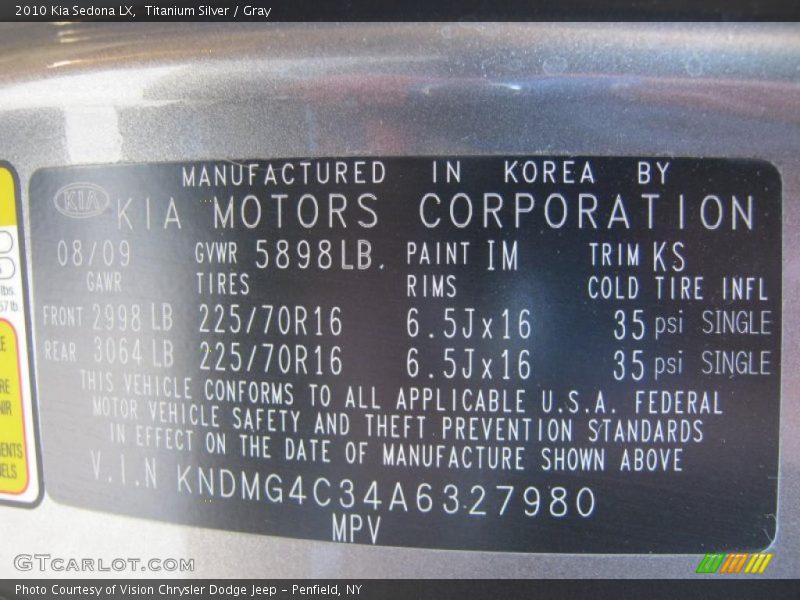 Titanium Silver / Gray 2010 Kia Sedona LX