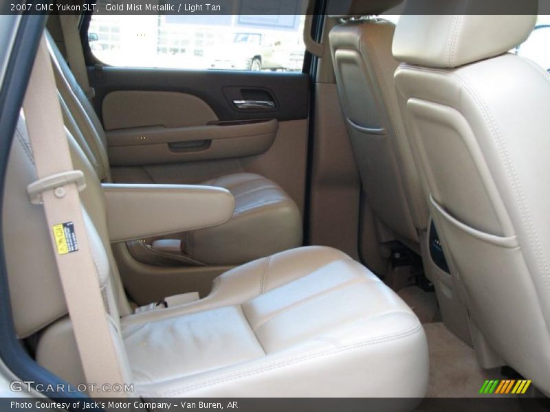 Gold Mist Metallic / Light Tan 2007 GMC Yukon SLT