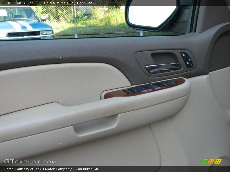 Gold Mist Metallic / Light Tan 2007 GMC Yukon SLT