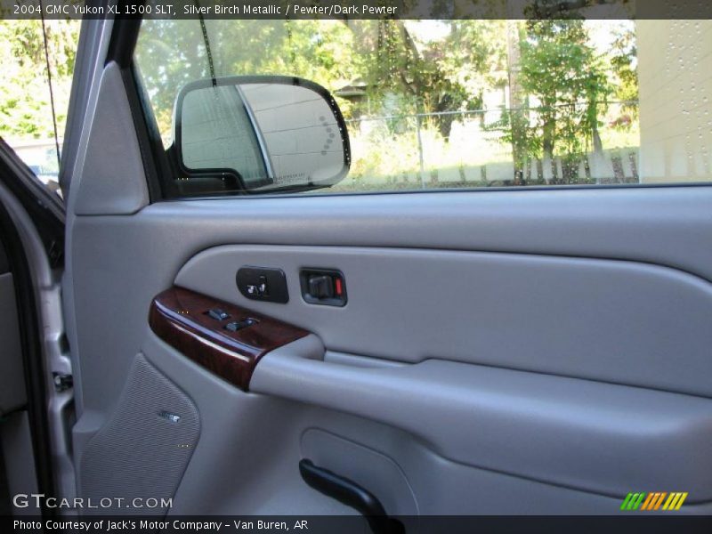 Silver Birch Metallic / Pewter/Dark Pewter 2004 GMC Yukon XL 1500 SLT