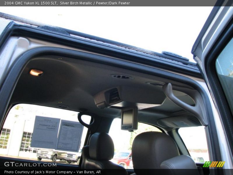 Silver Birch Metallic / Pewter/Dark Pewter 2004 GMC Yukon XL 1500 SLT