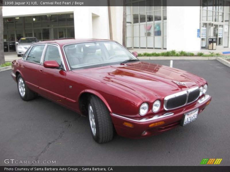 Front 3/4 View of 1998 XJ XJ8