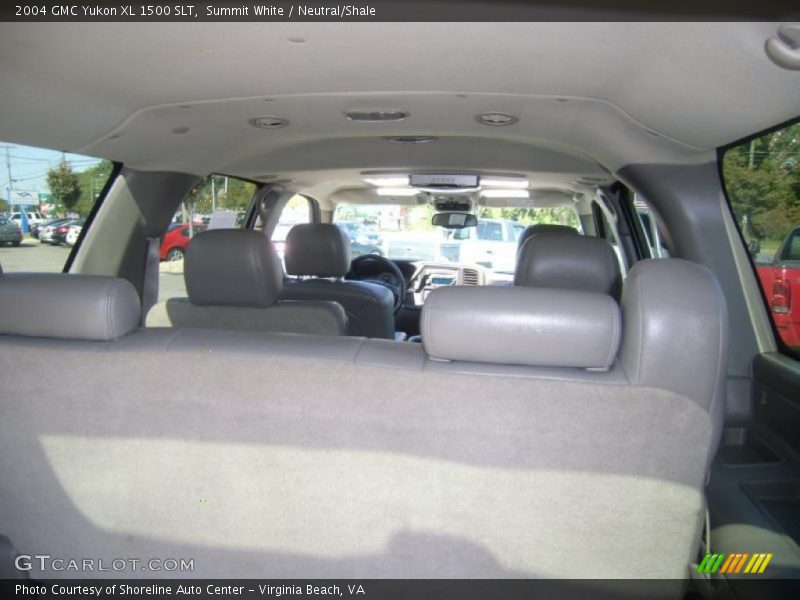 Summit White / Neutral/Shale 2004 GMC Yukon XL 1500 SLT