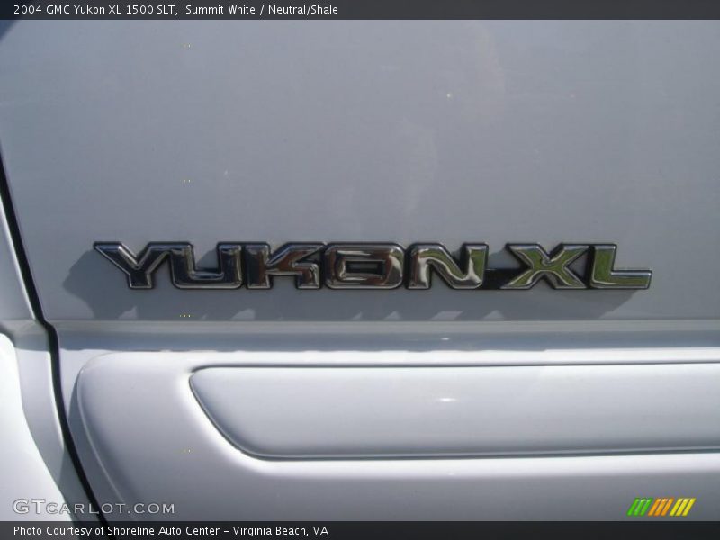  2004 Yukon XL 1500 SLT Logo