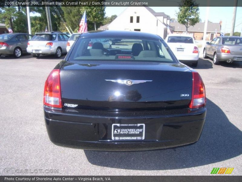Brilliant Black Crystal Pearl / Dark Slate Gray/Light Graystone 2006 Chrysler 300