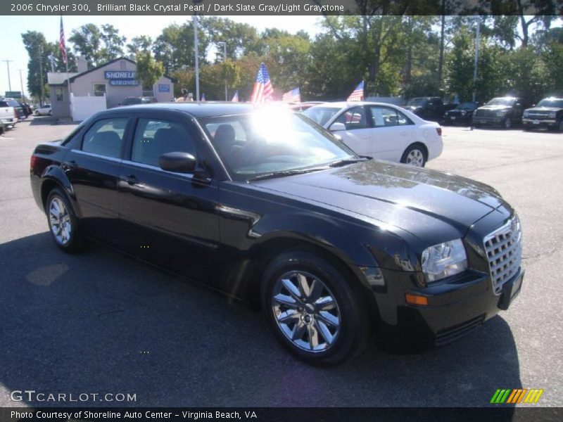 Brilliant Black Crystal Pearl / Dark Slate Gray/Light Graystone 2006 Chrysler 300