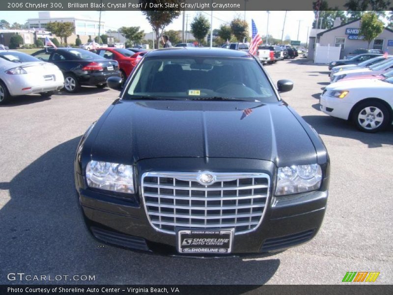 Brilliant Black Crystal Pearl / Dark Slate Gray/Light Graystone 2006 Chrysler 300