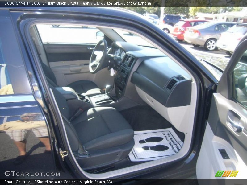 Brilliant Black Crystal Pearl / Dark Slate Gray/Light Graystone 2006 Chrysler 300
