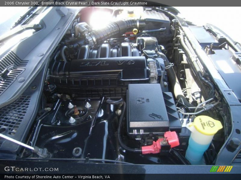 Brilliant Black Crystal Pearl / Dark Slate Gray/Light Graystone 2006 Chrysler 300