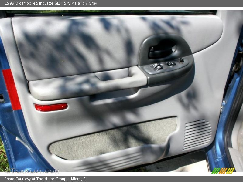 Sky Metallic / Gray 1999 Oldsmobile Silhouette GLS