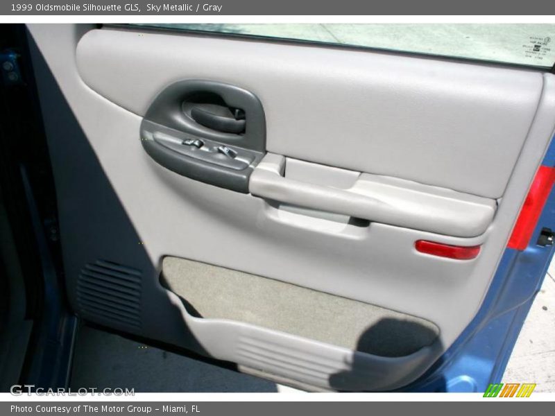Sky Metallic / Gray 1999 Oldsmobile Silhouette GLS