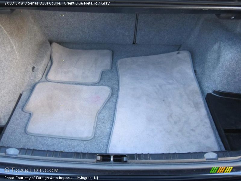  2003 3 Series 325i Coupe Trunk