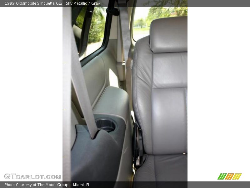 Sky Metallic / Gray 1999 Oldsmobile Silhouette GLS