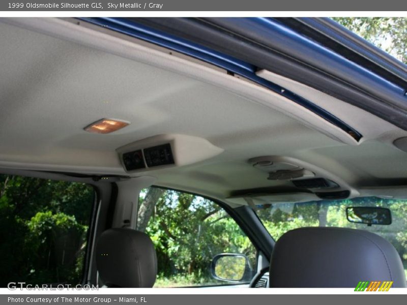 Sky Metallic / Gray 1999 Oldsmobile Silhouette GLS
