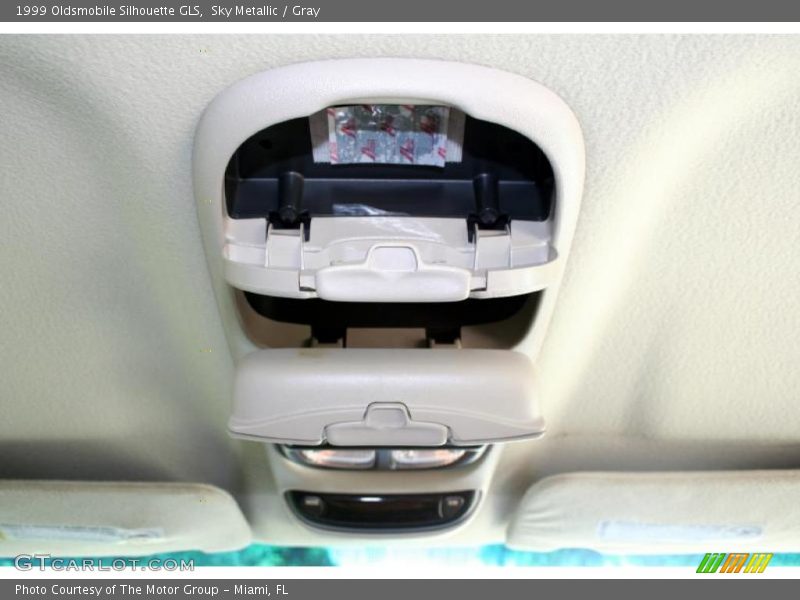 Sky Metallic / Gray 1999 Oldsmobile Silhouette GLS