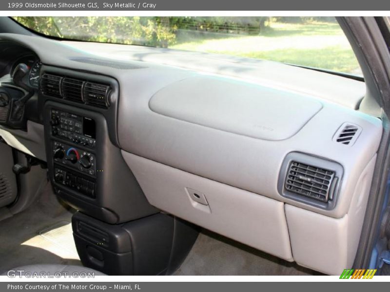 Sky Metallic / Gray 1999 Oldsmobile Silhouette GLS