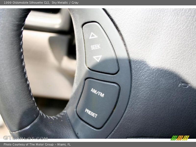 Sky Metallic / Gray 1999 Oldsmobile Silhouette GLS