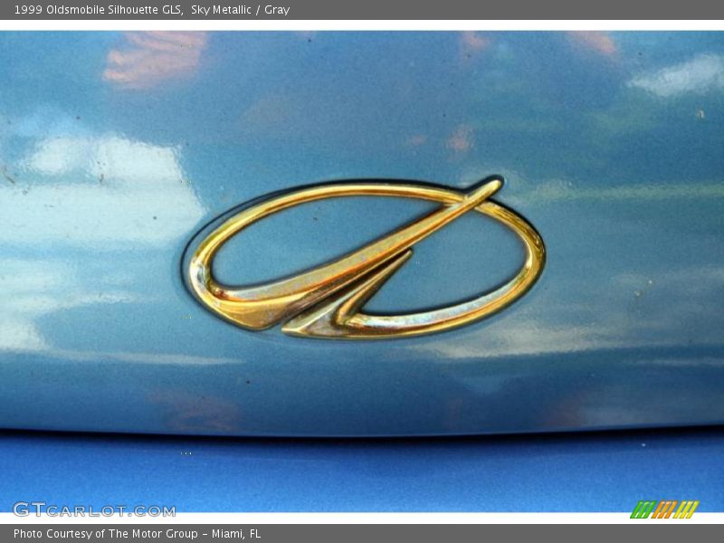 Sky Metallic / Gray 1999 Oldsmobile Silhouette GLS