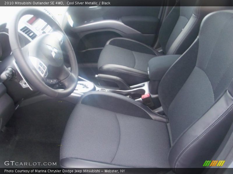 Cool Silver Metallic / Black 2010 Mitsubishi Outlander SE 4WD